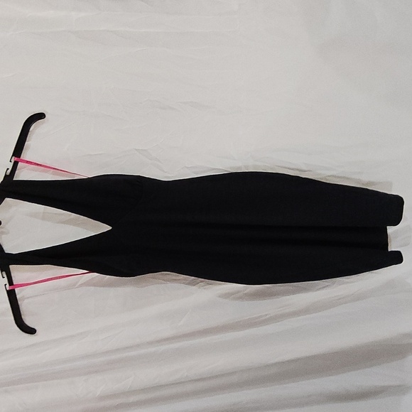 BETSEY JOHNSON BLACK BETSEY JOHNSON ANGELINA MIDI HALTER DRESS - Picture 1 of 5